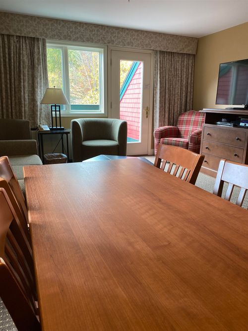 201/03 Qt.3, 89 Grand Summit Way, Dover, VT, 05356 | Card Image