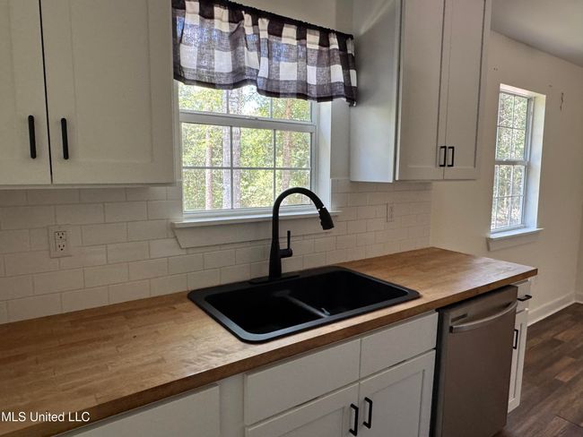 sink | Image 9