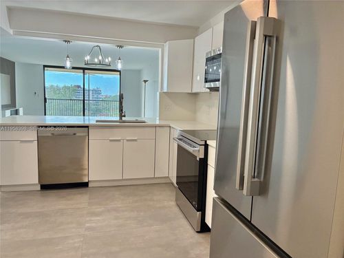 708-7050 Nw 44th St, Lauderhill, FL, 33319 | Card Image