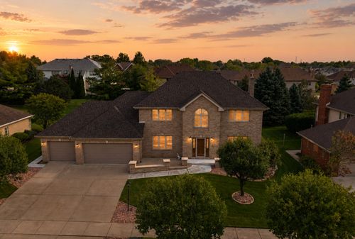 10433 Amber Ln, Orland Park, IL, 60467-1304 | Card Image