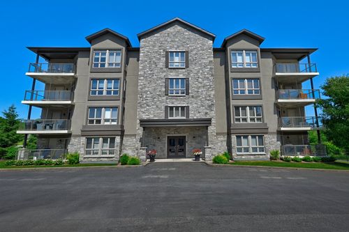 303-120 Rue Du Pavillon, Gatineau, QC, J9H0C8 | Card Image