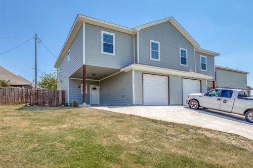 3305 Francis Dr, Fort Worth, TX, 76116-6329 | Card Image