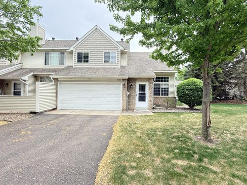 8588 Brinkley Ln, Inver Grove Heights, MN, 55076-5115 | Card Image