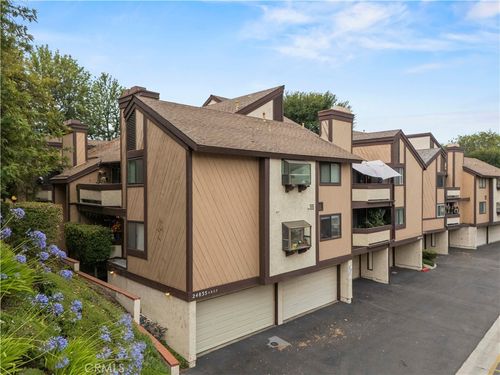 f-24835 Apple St, Newhall, CA, 91321 | Card Image