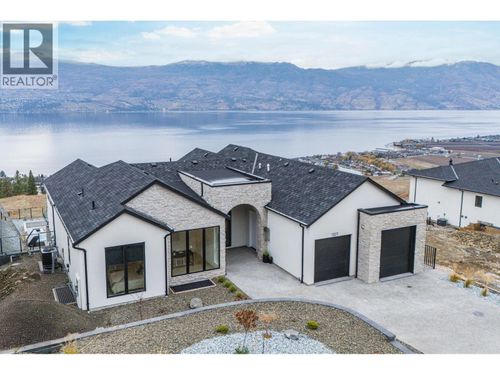 1327 Vineyard Dr, West Kelowna, BC, V4T0E9 | Card Image
