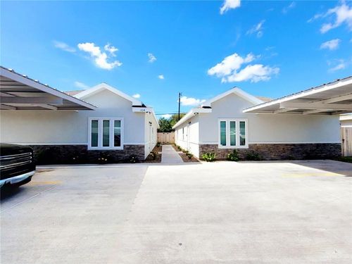 400 S Retama Ln, Weslaco, TX, 78596-5440 | Card Image