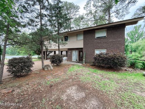 105 Point Clear, Florence, MS, 39073-8635 | Card Image