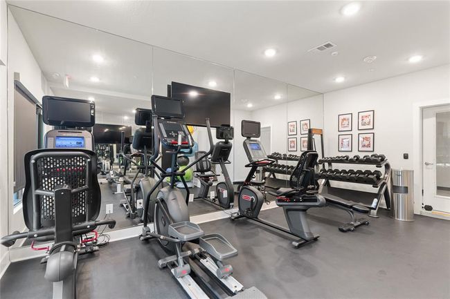 APT-1307 - 6804 Westview Dr, Townhouse with 3 bedrooms, 2 bathrooms and 1 parking in Houston TX | Image 31