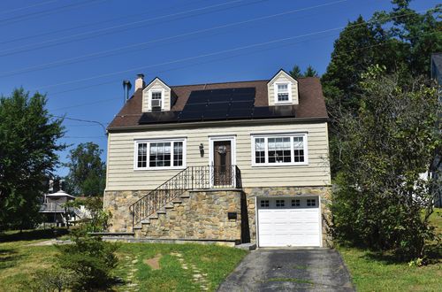 5 Tower Dr, Norwalk, CT, 06850-2420 | Card Image