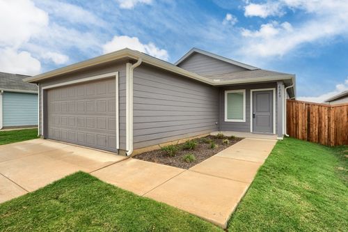 4040 Equestrian Dr, Providence Village, TX, 76227-6153 | Card Image