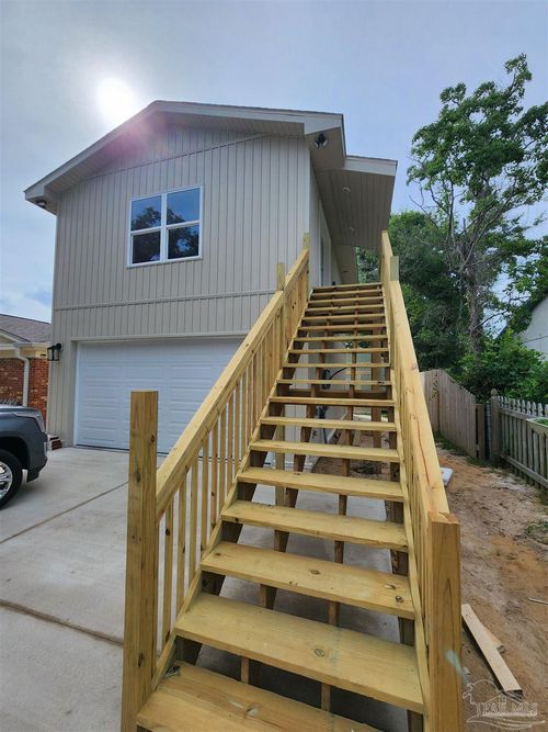 3305 Bluewater Dr, Pensacola, FL, 32503-5101 | Card Image