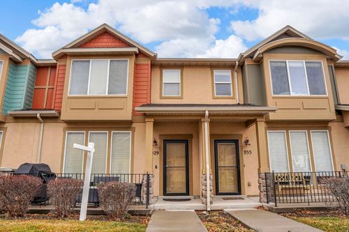 929 Farmington Xing, Farmington, UT, 84025-3860 | Card Image