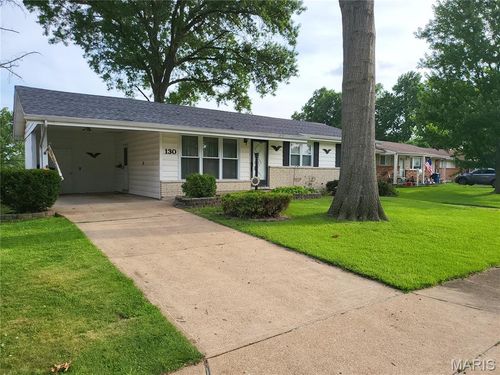 130 Sackett Drive, Florissant, MO, 63033 | Card Image