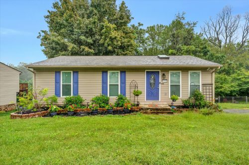 1140 Pedigo Ln, Vinton, VA, 24179-2956 | Card Image