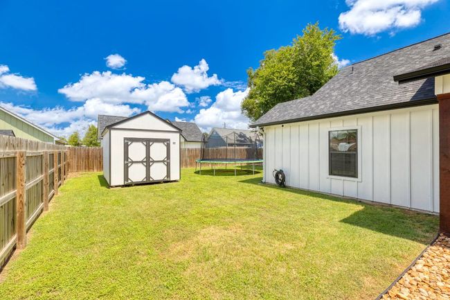 312 Holly Ave, House other with 3 bedrooms, 3 bathrooms and null parking in Luling TX | Image 27