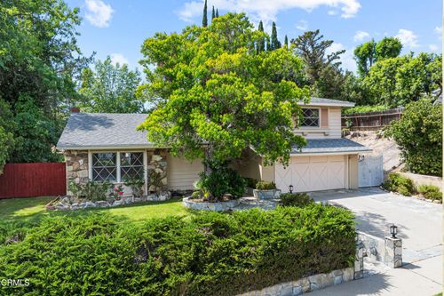 8311 Jason Ave, West Hills, CA, 91304-3107 | Card Image
