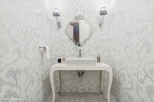 1718 W Wrightwood Ave, Chicago, IL, 60614-1914 | Card Image