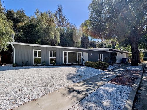 21470 Providencia St, Woodland Hills, CA, 91364-4308 | Card Image