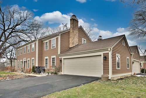 1612 Stonebridge Trl, Wheaton, IL, 60189-7120 | Card Image