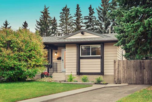 124 Ranchview Crt Nw, Calgary, AB, T3G1R5 | Card Image