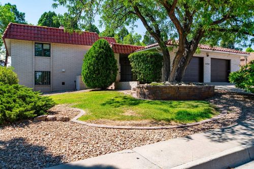 2532 Harold Pl Ne, Albuquerque, NM, 87106-2516 | Card Image