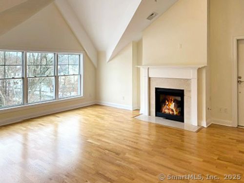 a403-16 Hayestown Rd, Danbury, CT, 06811-4996 | Card Image
