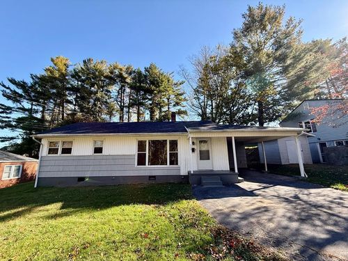 117 Circle Dr, Galax, VA, 24333-4210 | Card Image