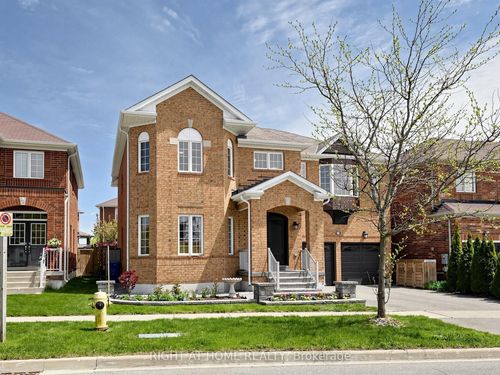 89 Greenwood Rd, Stouffville, ON, L4A0N8 | Card Image