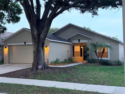 4211 Shadow Creek Cir, Oviedo, FL, 32765-7940 | Card Image