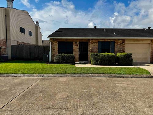 1132 Sunmeadow Dr, Beaumont, TX, 77706-3974 | Card Image