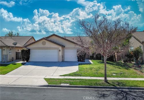 15847 Mesa Dr, Fontana, CA, 92336-1727 | Card Image