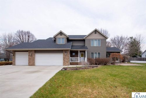 10 Cardinal Ct, North Mankato, MN, 56003-1634 | Card Image