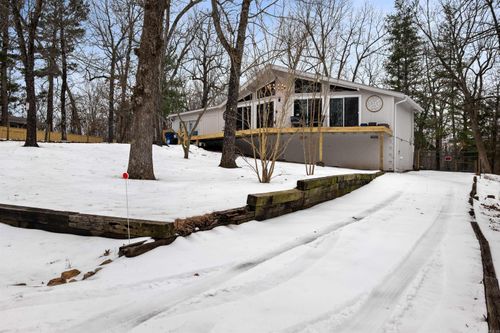 8 Nakoma Dr, Cherokee Village, AR, 72529-6920 | Card Image