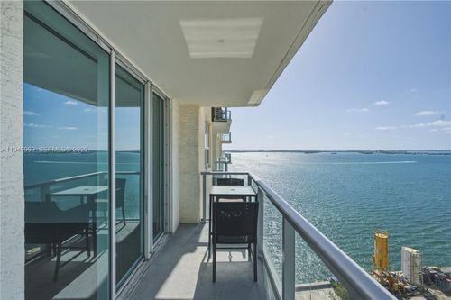 1107-1155 Brickell Bay Dr, Miami, FL, 33131-2998 | Card Image