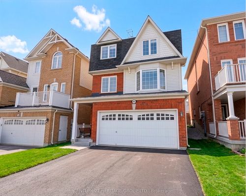 40 Cliff Gunn Rd, Newmarket, ON, L3X3J8 | Card Image