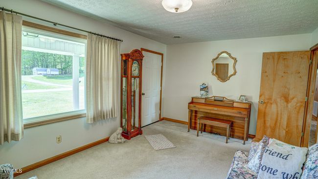 683 Ridge Dr, House other with 3 bedrooms, 2 bathrooms and null parking in Piney Flats TN | Image 4