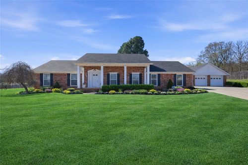 1409 E Oaks Manor Dr, Fayetteville, AR, 72703-3648 | Card Image