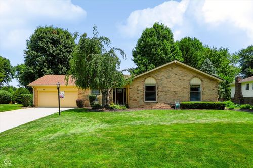 617 Ramblin Rd, Greenwood, IN, 46142-8350 | Card Image