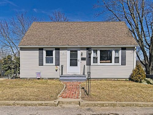 8 Bassett St, Coventry, RI, 02816-7309 | Card Image