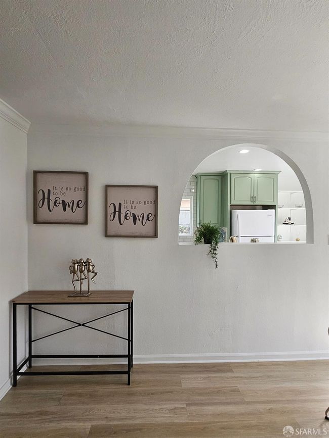 21235 Kahlert St, House other with 3 bedrooms, 2 bathrooms and 1 parking in Castro Valley CA | Image 8
