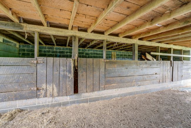 3570 Stanley Valley Rd, House other with 3 bedrooms, 2 bathrooms and null parking in Surgoinsville TN | Image 56