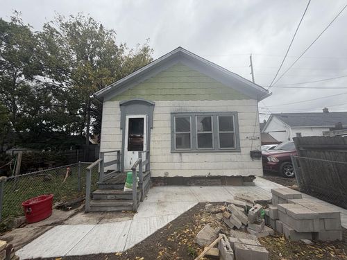 1424 S 6th Street, Milwaukee, WI, 53204 | Card Image