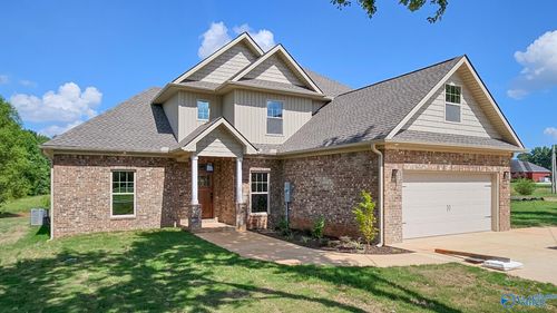 1505 Nella Dr, Athens, AL, 35611-5434 | Card Image