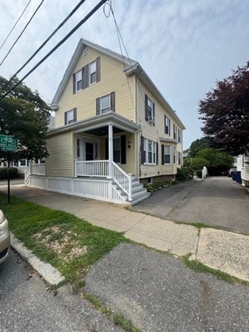 1-27 Leach St, Salem, MA, 01970-4712 | Card Image