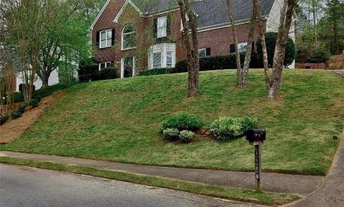 1988 Cobblewood Dr Nw, Kennesaw, GA, 30152-7423 | Card Image