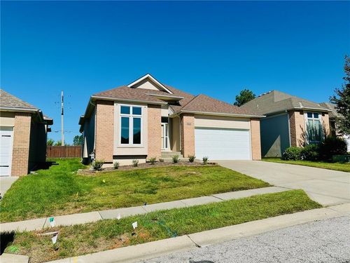 1912 Carter Ct, Liberty, MO, 64068-3099 | Card Image