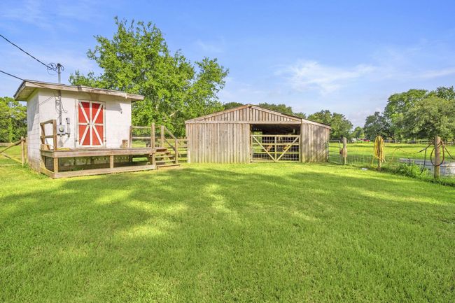 3211 County Road 237, House other with 4 bedrooms, 3 bathrooms and 2 parking in Alvin TX | Image 34