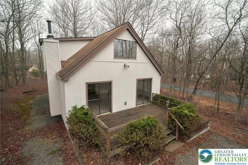 121 Nosirrah Rd, ALBRIGHTSVILLE, PA, 18210-3617 | Card Image