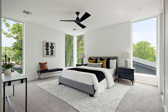 B - 5507 Manor Rd, House other with 4 bedrooms, 3 bathrooms and 4 parking in Austin TX | Image 13