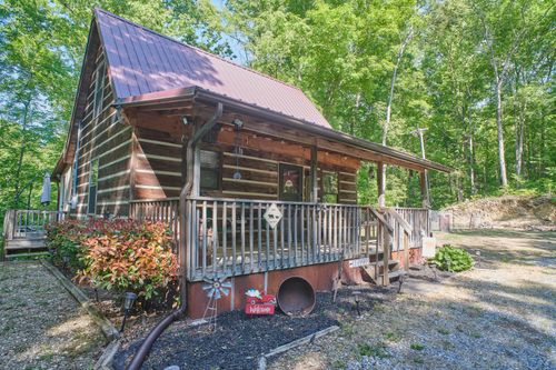 1092 Highway 25 E, Newport, TN, 37821-8302 | Card Image